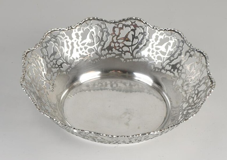 Silver bowl, 800/000, Round model with sawn floral