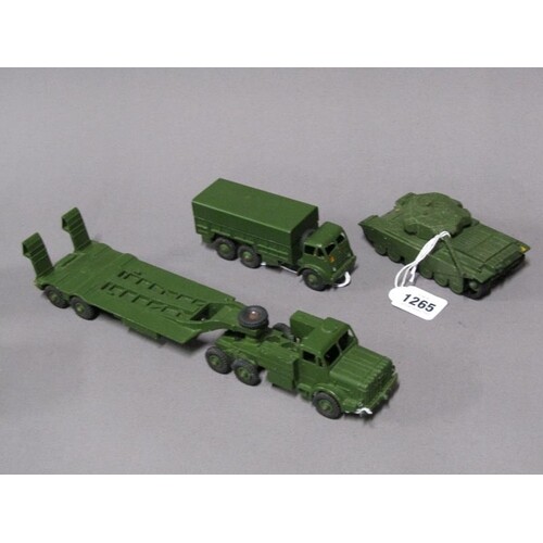 THREE DINKY MILITARY VEHICLES, DINKY SUPERTOYS 622 10 TONNE ...