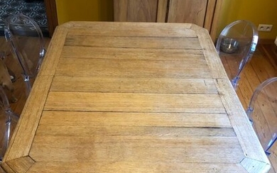 Table (1) - Renaissance Style - Oak - Early 20th century