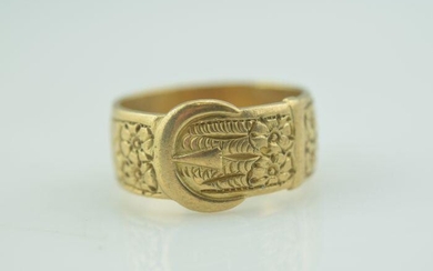 Victorian Yellow Gold Engraved Buckle Motif Ring