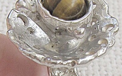 Vintage modernist solid silver sterling ring set with tiger’s eye, size: 7.75, Hazorfim, Israel, 1960’s