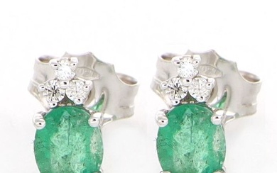 White gold - Earrings - 0.09 ct Diamond - Emeralds
