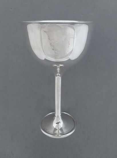 Wine glass - .925 silver - Antonio Piva - Milano - Italy - Second half 20th century