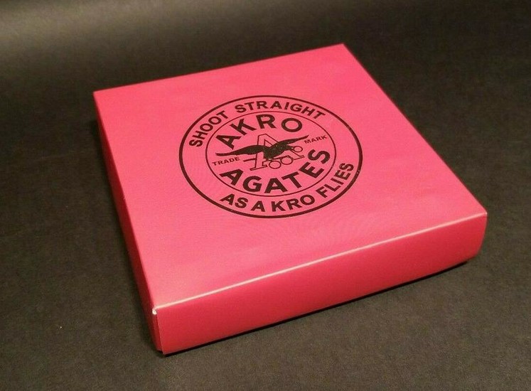 1" Akro Agates Marble set w Box