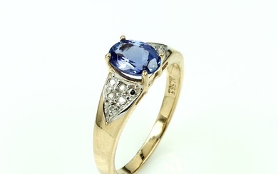14 kt gold ring with tanzanite and...