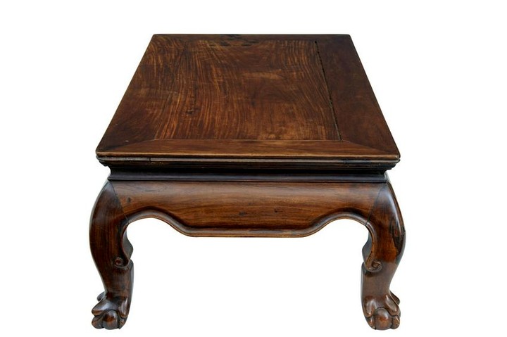 19TH CENTURY SMALL CHINESE HUANGHUALI KANG TABLE