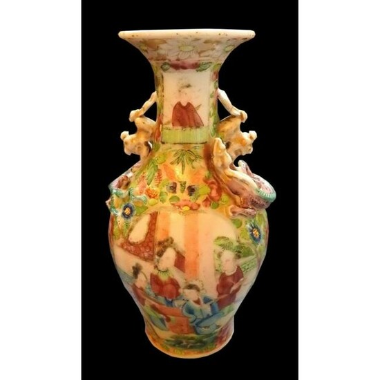 19thc Chinese Canton Rose Medallion Porcelain Vase