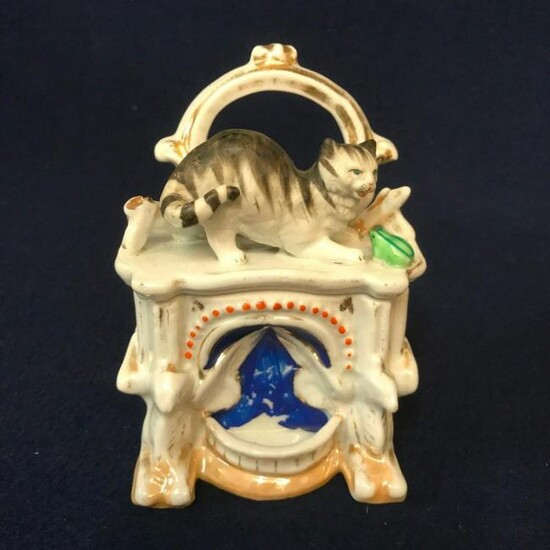 19thc. Victorian Conta Boheme Cat Fairing Box