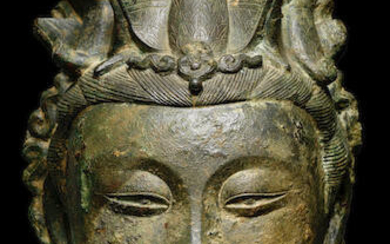 A bronze head of Xiwangmu