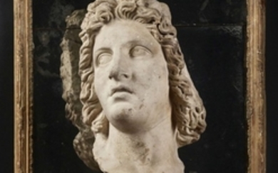 D'APRÈS L'ANTIQUE, PROBABLEMENT XVIIe SIÈCLE Tête d'Homme, portrait présumé d'Alexandre le Grand Marbre