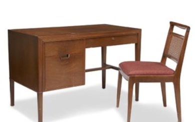 AMERICAN MODERN DESK AND CHAIR, MID-20TH CENTURY H: 29...