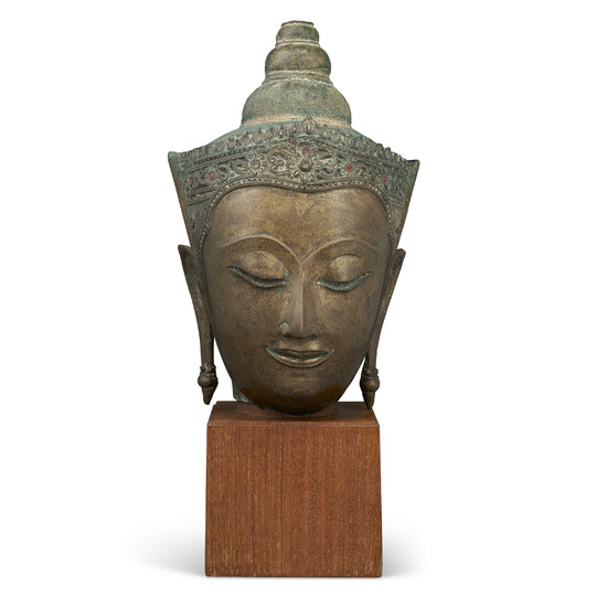 A BRONZE HEAD OF BUDDHA THAILAND, AYUTTHAYA STYLE, 15TH-16TH CENTURY
