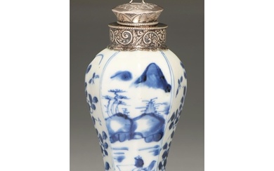 A Chinese blue and white waisted octagonal vase, 18th / 19th...