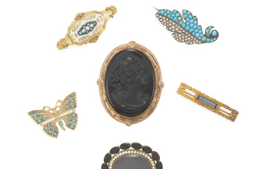A GROUP OF GOLD, MIXED METAL AND GEM-SET BROOCHES