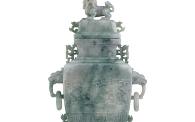 A LARGE CARVED ARCHAISTIC JADEITE VASE AND COVER EARLY 20TH CENTURY