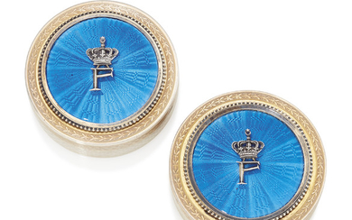 A PAIR OF FRENCH ENAMELLED SILVER-GILT PILL-BOXES, MARK OF ANDRE AUCOC, PARIS, CIRCA 1950