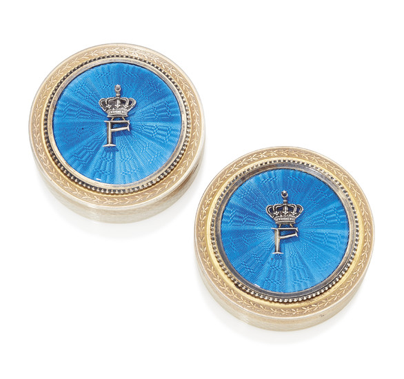 A PAIR OF FRENCH ENAMELLED SILVER-GILT PILL-BOXES, MARK OF ANDRE AUCOC, PARIS, CIRCA 1950