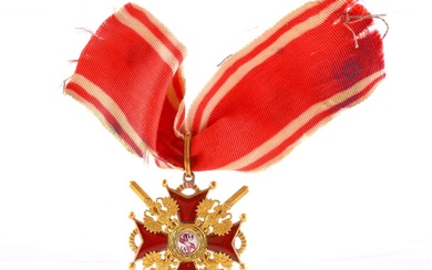 A RUSSIAN ORDER OF ST. STANISLAUS, 2ND CLASS MILITARY DIVISION
