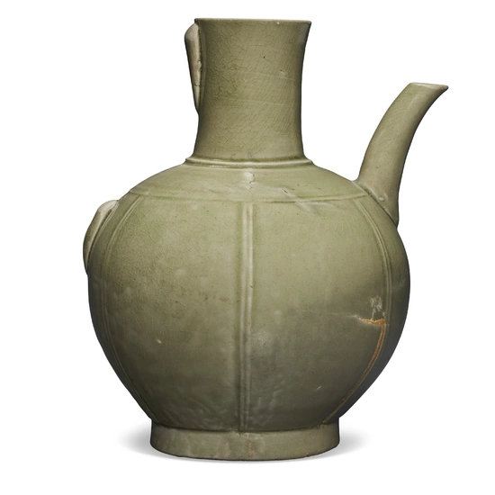 A YUE CELADON EWER CHINA, FIVE DYNASTIES PERIOD, 10TH CENTURY