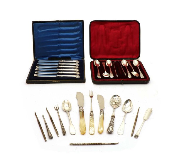 A cased set of six silver spoons