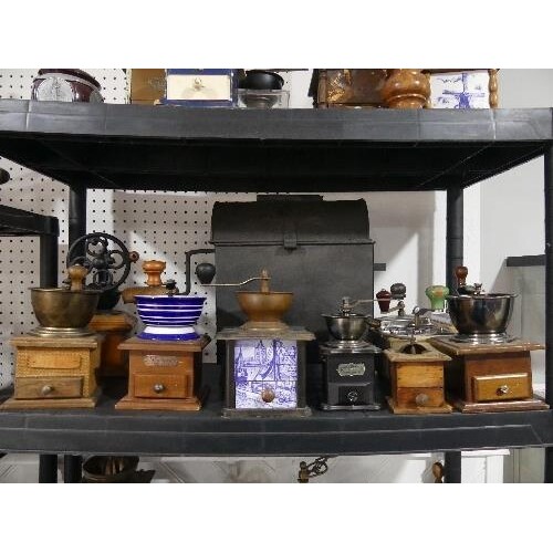 A collection of Vintage and Retro Coffee Grinders, (approx 1...