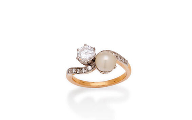 A toi et moi diamond and pearl ring