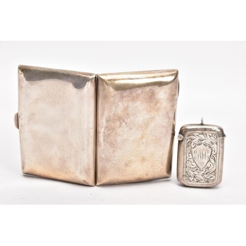 AN EARLY 20TH CENTURY SILVER CIGARETTE CASE AND A VESTA, the...