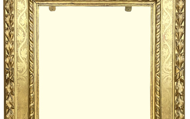 Antica cornice a cassetta in legno intagliato, dorato e inciso, bordure con decoro a volute e foglie (cm 82x71) (luce…