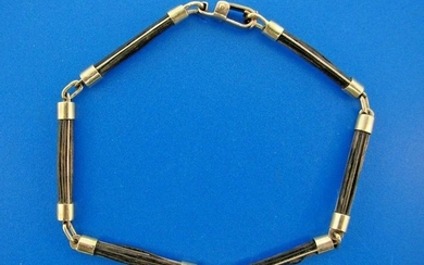 CHIC 9ct & Wood Bracelet Circa 1970s
