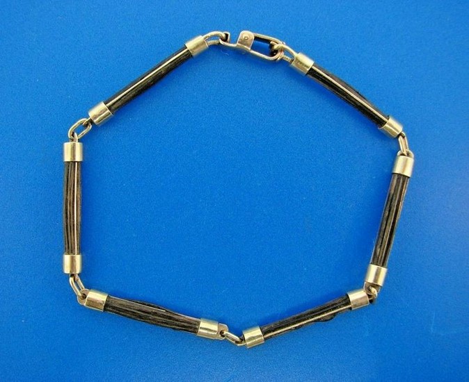 CHIC 9ct & Wood Bracelet Circa 1970s