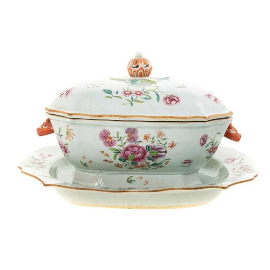 Chinese Export Famille Rose Soup Tureen