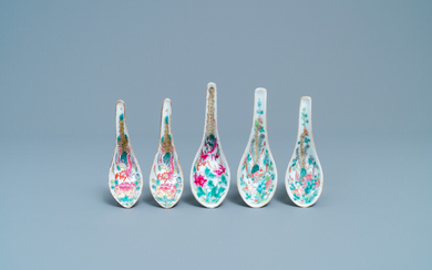 Five Chinese famille rose 'phoenix' spoons for the Straits of Peranakan market, 19/20th C.