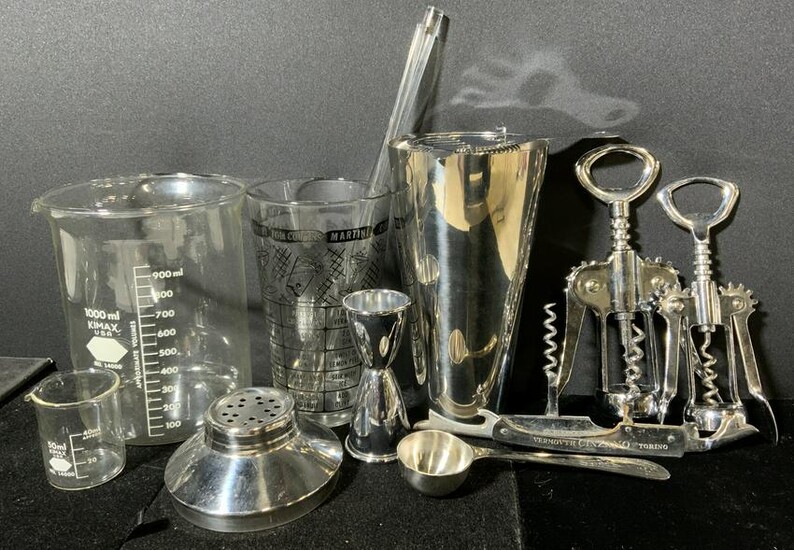 Group Lot 14 Bar Accessories & Others