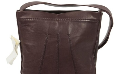 HERMÈS Sac TOUDOU Agneau Metis marron Dimensions : 19 x 22 x 2 cm TOUDOU bag Brown lambskin leather Dimensions : 1...