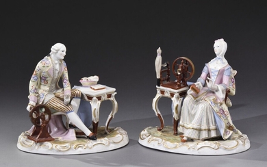 * Jacob Petit. Deux groupes en porcelaines polychrome et or, signés J.P. XIXème siècle. H....