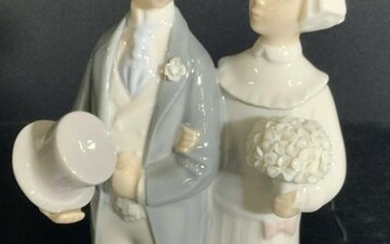 LLADRO Signed Groom & Bride Porcelain Figural