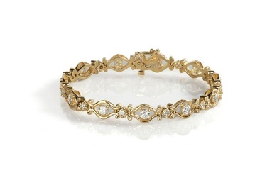 Lady's 14K Gold & Diamond Bracelet
