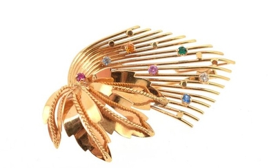 Leaf brooch in 18 K (750°/°°) yellow gold set with small imitation stones.