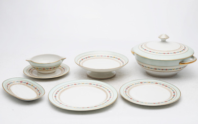 Limoges porcelain tableware, mid 20th Century.
