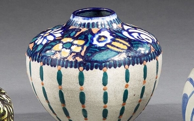 Paul JACQUET (1883-1968) Vase bombé à col... - Lot 66 - Delon - Hoebanx