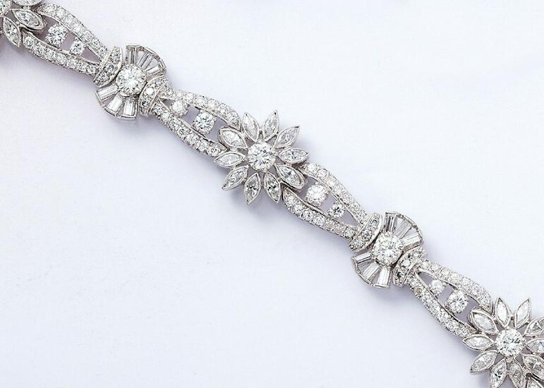 Platinum bracelet with diamonds