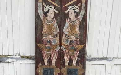 Porte indienne en bois peint à décor d'oiseaux... - Lot 66 - Beaussant Lefèvre & Associés