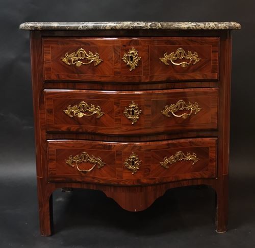 Regency chest of drawers in rose veneer wood,...