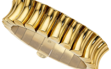 Retro Gold Bracelet Metal: 18k gold Gross Weight: 83.55...