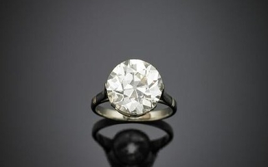 Round ct. 6.88 old cut diamond white gold solitaire