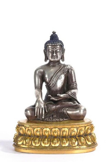 Sino Tibetan Silver Figure of Shakyamuni