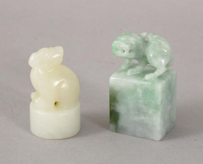 TWO 19TH / 20TH CENTURY CHINESE CARVED JADE / JADEITE