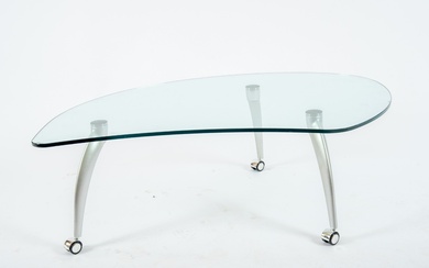 Table en verre , Rolf Benz Plateau en verre largeur 110 cm, profondeur env. 73...