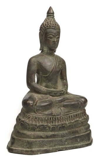 Tibetan. Sino-Tibetan bronze figure of a buddha probably 19th-century