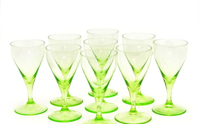 Uranium green white-wine glasses of drinking service "B"-flat...